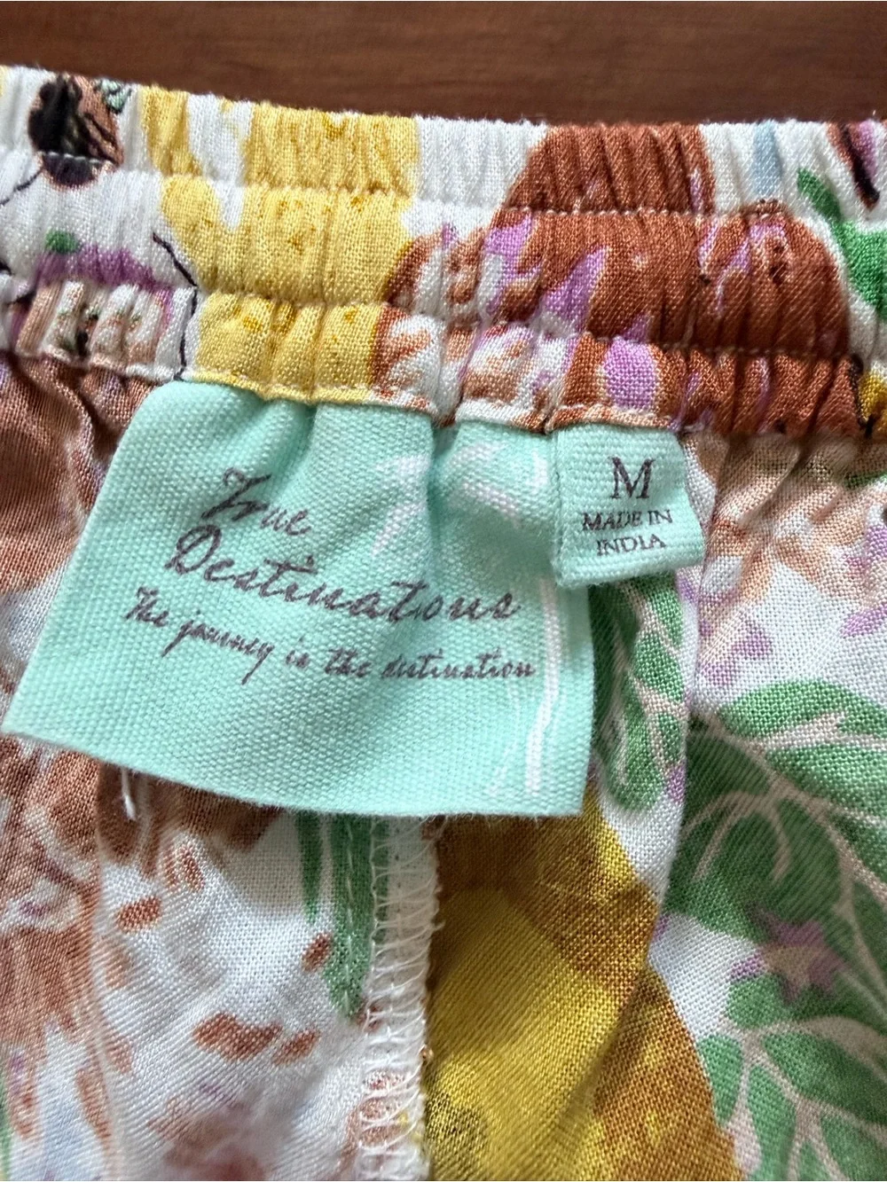 Tropical Floral Print Elastic Waist Shorts - Multi - Picture 3 of 4